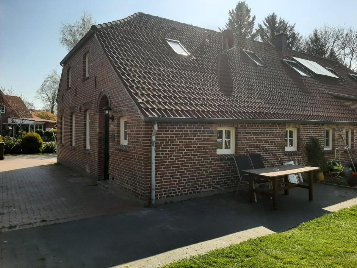 Ferienwohnung Rendelchen Großheide Bagian luar foto