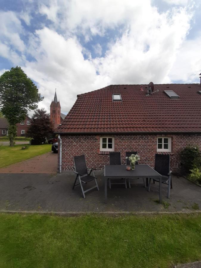 Ferienwohnung Rendelchen Großheide Bagian luar foto